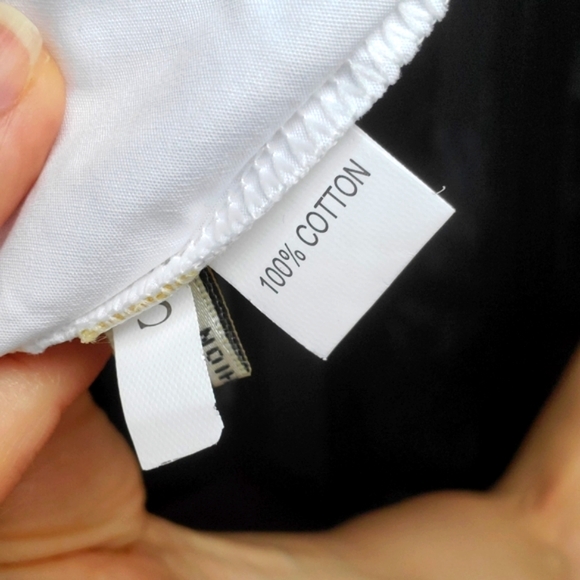 🥿2/$40 White one-sleeve blouse - Picture 7 of 8